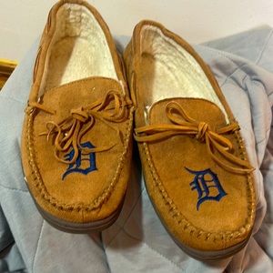 Detroit Tiger moccasins/slippers